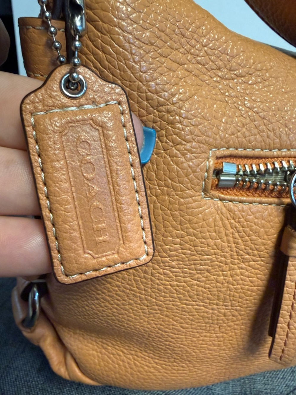 Coach Legacy Vintage Camel Turn Lock Saddle Shoulder Bag - Picture 7 of 12
